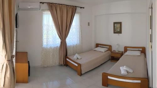 Artemis Studios - Pool and garden, Koskinou (zdjęcie 8)