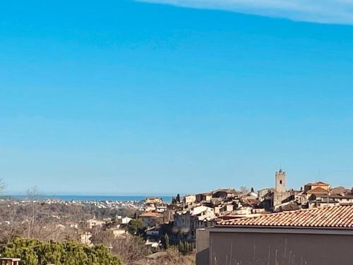 Superbe Appartement sur Vence - Location saisonnière - Vence