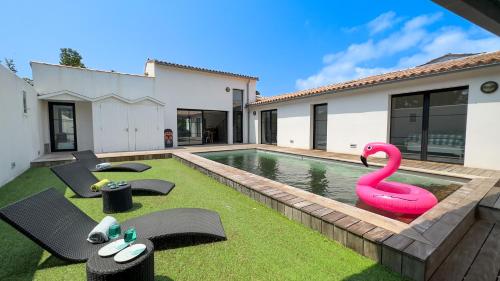 Villa à la décoration moderne avec piscine proche plage - Location, gîte - La Couarde-sur-Mer