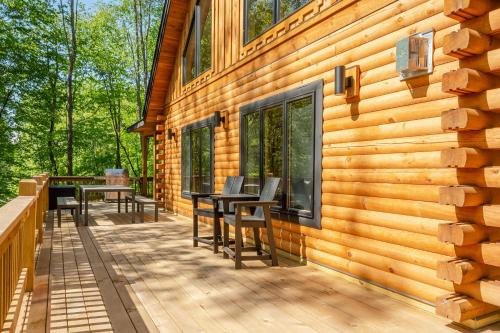 Camp AnaWanna in McHenry, USA