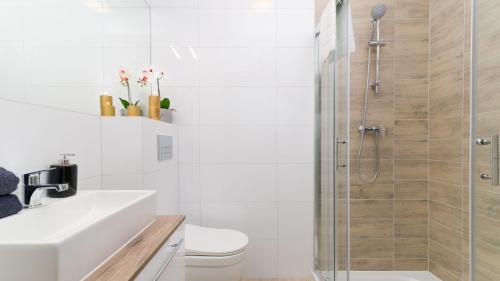 Studio Apartment image 1