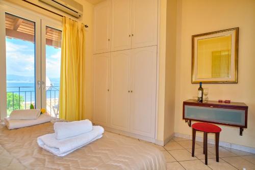 Chrismos Luxury Suites Apraos Corfu