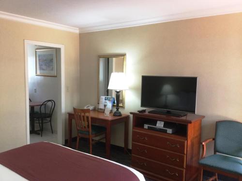 SureStay Hotel by Best Western Santa Monica, Los Angeles (photo 9)