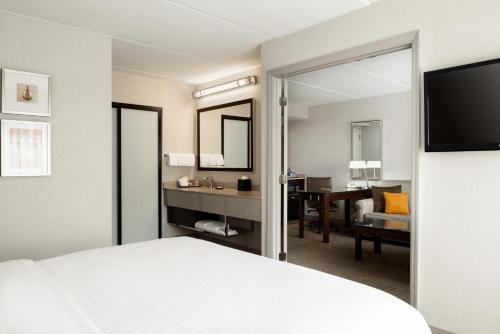Sheraton Suites Orlando Airport Hotel in Orlando, USA