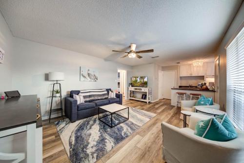 Sea Horse 112 by Vacation Homes Collection