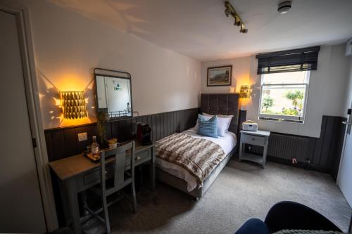 The Griffin Inn Bath 5