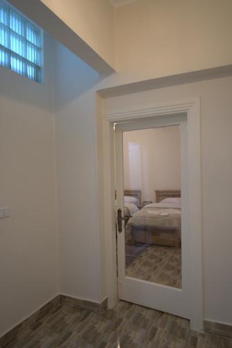 Central Cairo Hotel - image 5
