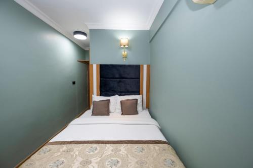 Ista Palace Hotel - image 11