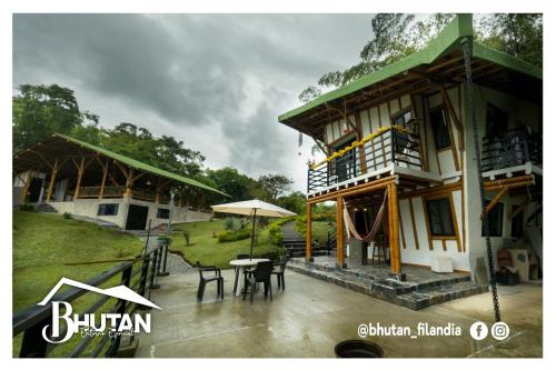 Bhutan Entorno Escencial