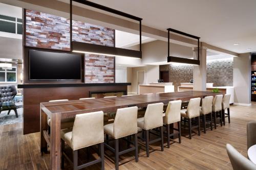 Residence Inn by Marriott Brunswick - image 12