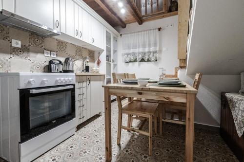 One-Bedroom House image 10