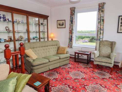 West Croft - image 13