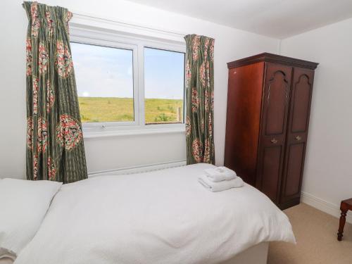 West Croft - image 8