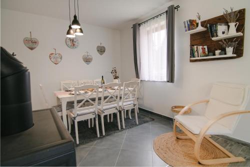 Holiday house Daisy in Plaski