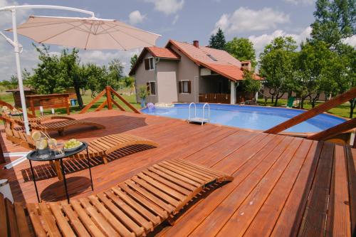 Holiday house Daisy in Plaski