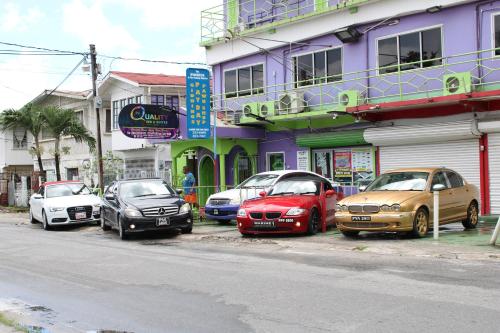 PG Quality Inn - image 4