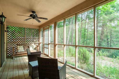 Facilities, Hiker's Chalet in the Smokies near Cades Cove