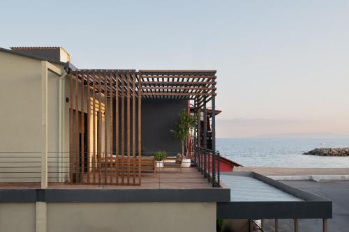 Exterior view, Maison 4 Seasons in Mpournias
