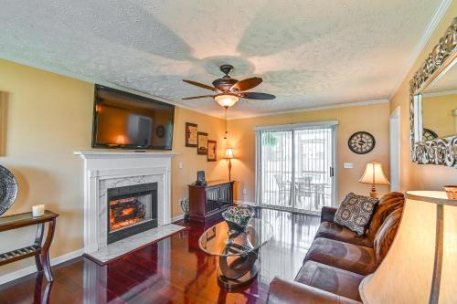 Roomy Fayetteville Home Rental with Screened Porch!