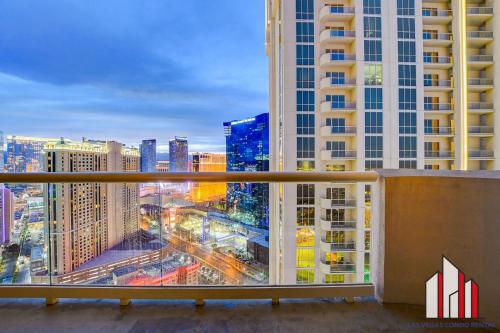 MGM Signature-30-721 1Br2Ba F1 Strip View Balcony, Las Vegas (photo 4)