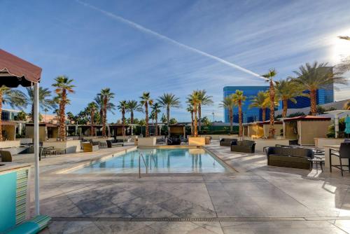 MGM Signature-34-821 1Br2Ba F1 Strip View Balcony, Las Vegas