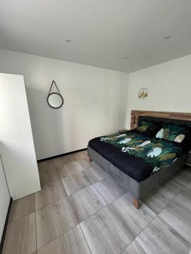 Maison proche Le Pal gîte à louer Neuilly-le-Réal