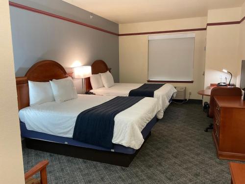 Budget Host Inn and Suites Cameron - image 9