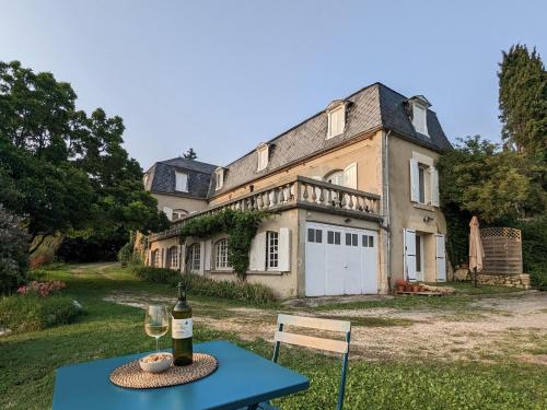 Private studio in 150 year old villa - Location saisonnière - Sarlat-la-Canéda