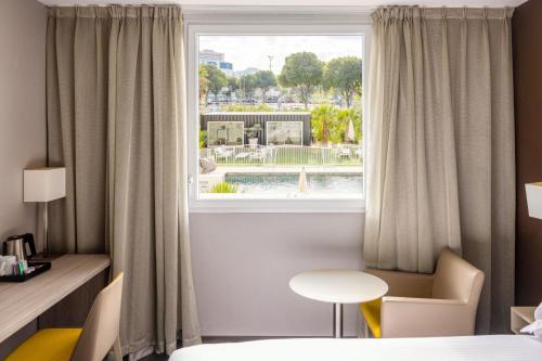 AC Hotel by Marriott Marseille Prado Velodrome - image 5