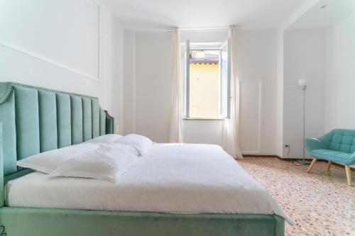 Spacious Apartment - 4 Bedrooms and 3 Bathrooms, Bergamo (fotografie 2)