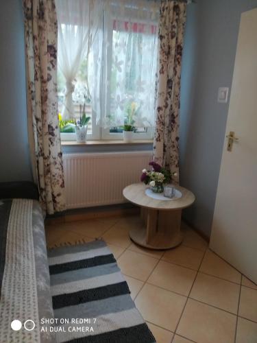 Konik Bar i Pokoje Gościnne (Konik Bar i Pokoje Goscinne) in Кадини