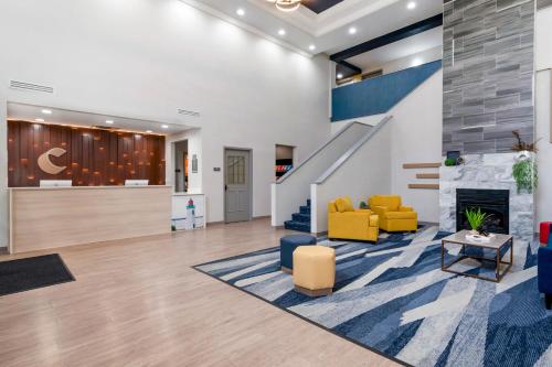 ล็อบบี้, Comfort Inn & Suites Hampton near Coliseum in แฮมพ์ตัน (VA)