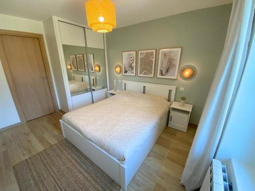 T2 Neuf, parking & garage privé, proche centre