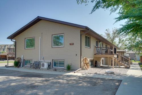 Sacajawea Suite with Deck Near Trails and Sites!