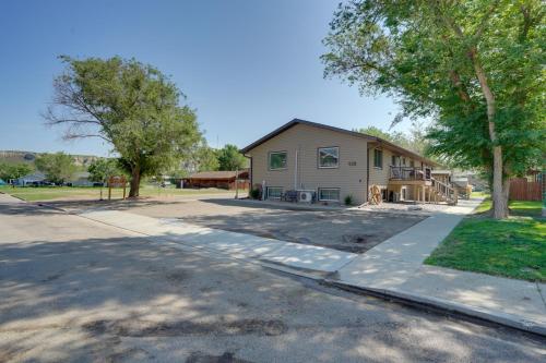 Sacajawea Suite with Deck Near Trails and Sites!