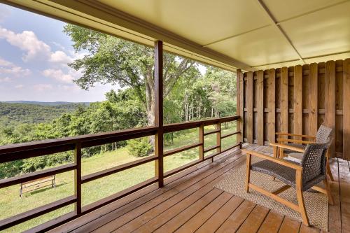 Scenic Eureka Springs Cabin Rental with Balcony! in Garfield, USA
