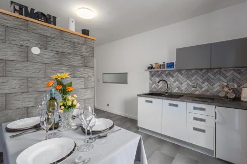 Apartment 50 shades of grey Poreč (Apartment 50 shades of grey Porec) in Radmani