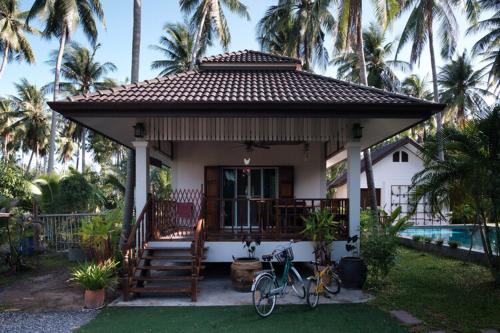Coconut Tree Homestay