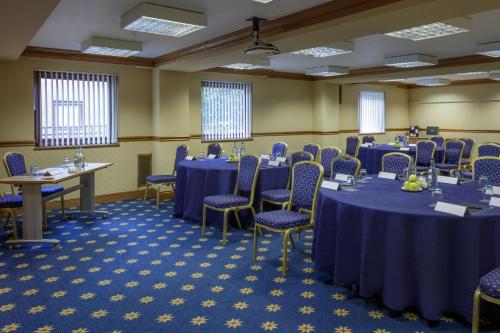 M40 J15 Warwick Hotel - image 9