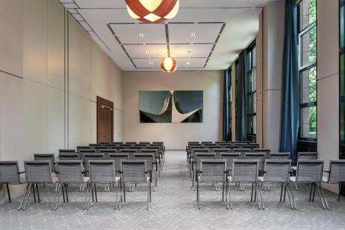 Sheraton Berlin Grand Hotel Esplanade - image 8