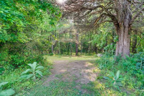 Terre Haute Manor Farmhouse with Gardens and Deck!