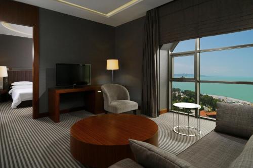 Junior Suite, Club lounge access, 1 Bedroom 2 room Suite