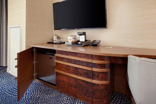 The Westin Milwaukee - image 10