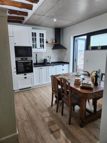 ห้องครัว, Casas de Campo Lomba D' Água - Turismo Rural (Casas de Campo Lomba D' Agua - Turismo Rural) in โรซาริโอ ลากัว