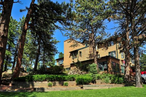The Historic Crags Lodge in Estes Park, USA