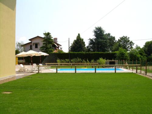 Cozy Holiday Home in Ariano nel Polesine with Swimming Pool