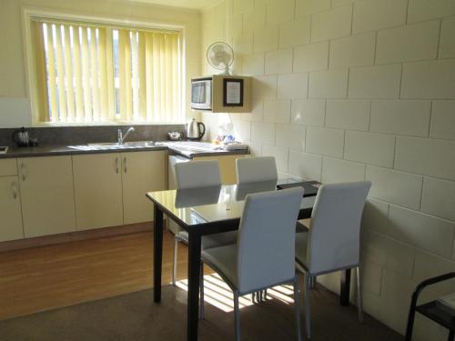 Shortland Court Motel - Accommodation - Thames