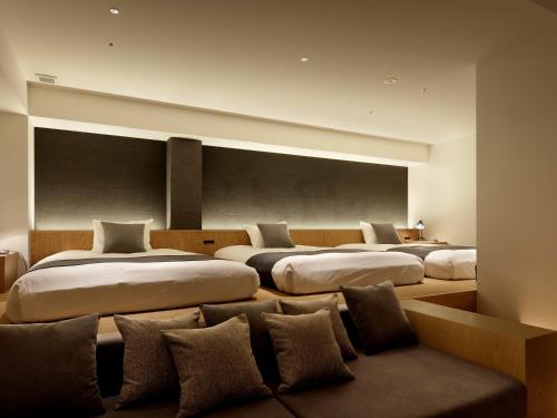 Superior Suite A image 3