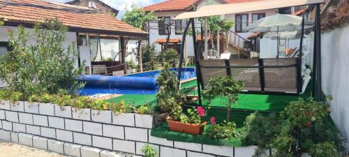 Dārzs, стаи за гости Никол in Starosela