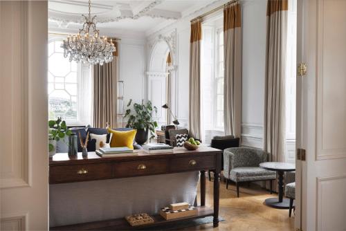 酒吧/高級酒吧, Fowey Hall Hotel in 福伊鎮中心